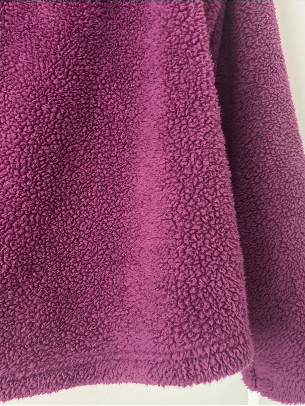 💜 Vineyard Vines Berry Fleece Sweater - Picture 10 of 10
